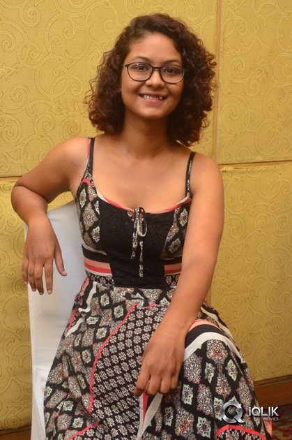 Aditi-Myakal-At-Ami-Thumi-Movie-Success-Meet